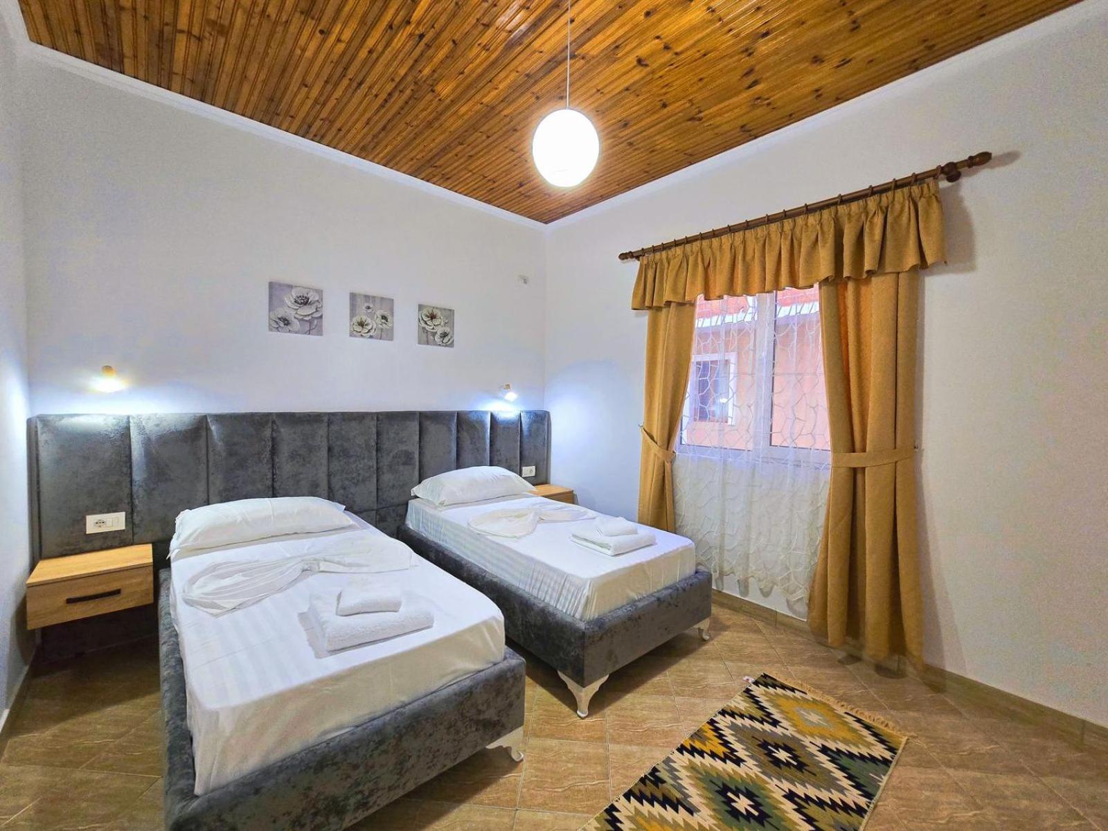 Enma Rooms Krujë Esterno foto